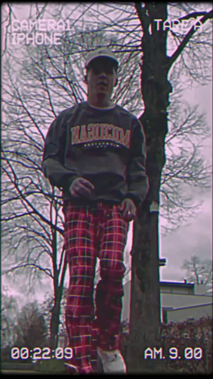 CAMERA1 IPHONE TAPPA MICHIGAN 00:22:09 AM. 9. 00
