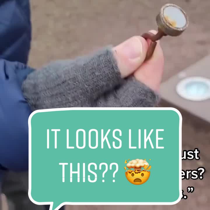 IT LOOKS LIKE THIS?? 😱