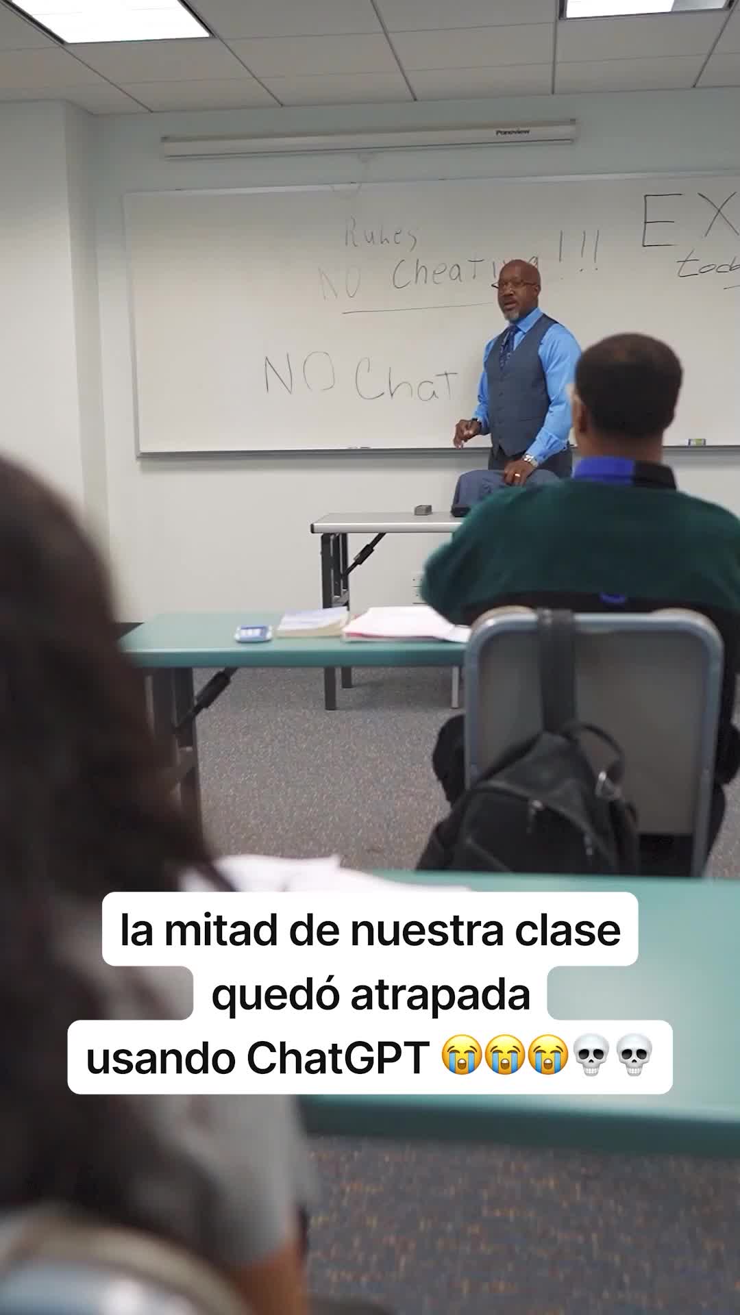 la mitad de nuestra clase quedó atrapada usando ChatGPT 😭😭😭💀💀