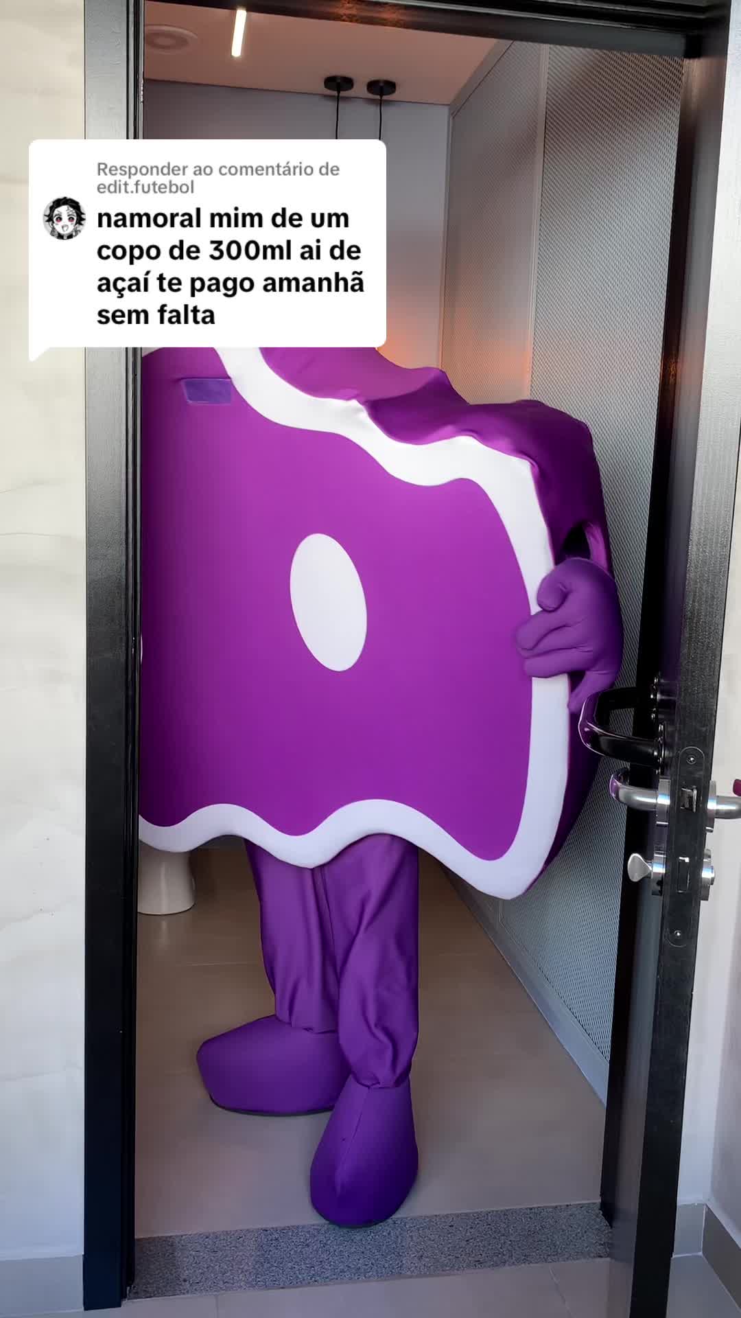 namoral mim de um copo de 300ml ai de açaí te pago amanhã sem falta