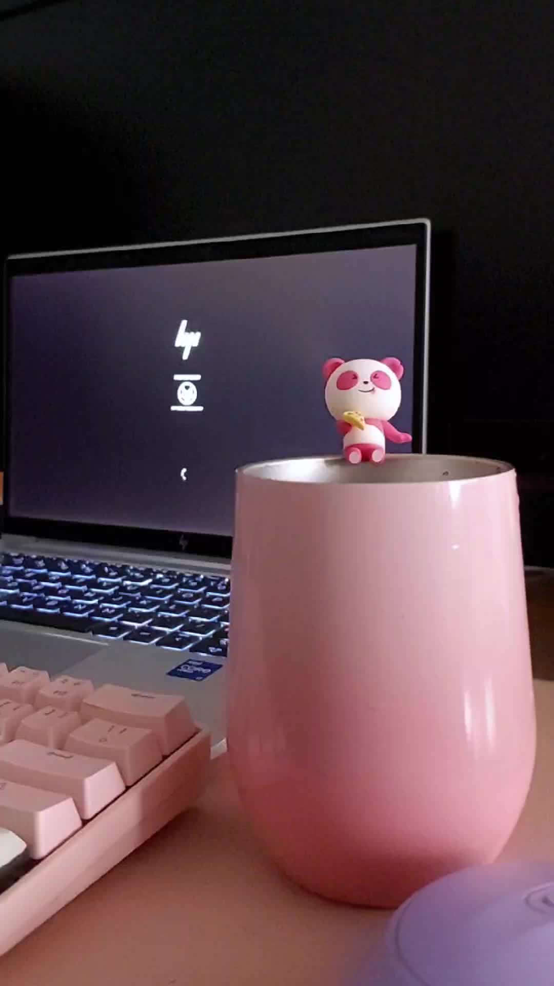 The text in the image is:  ``` hp ```  There are also two emojis:  ``` 😊 ```  and  ``` 😌 ```