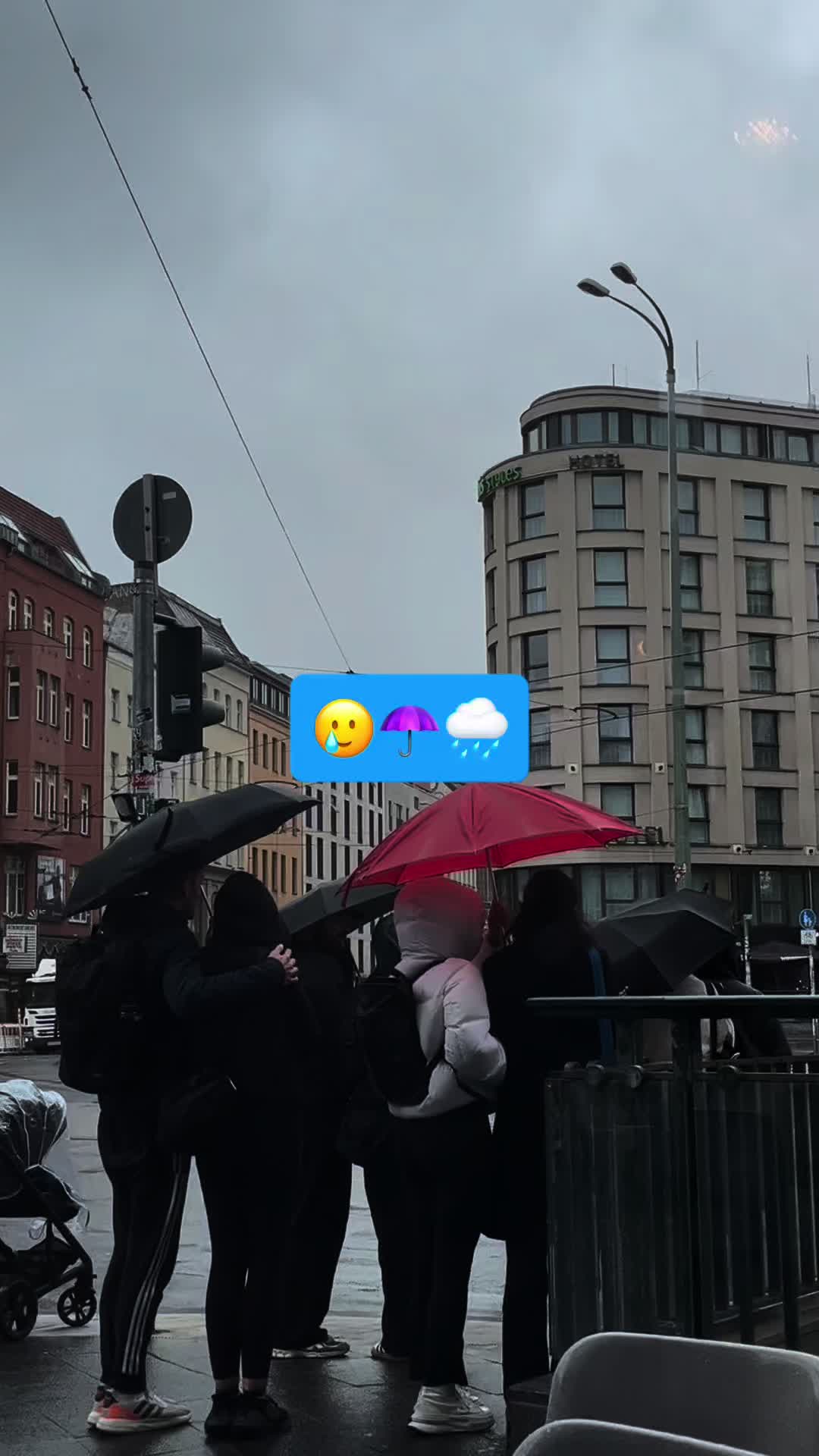 😭☔️☁️