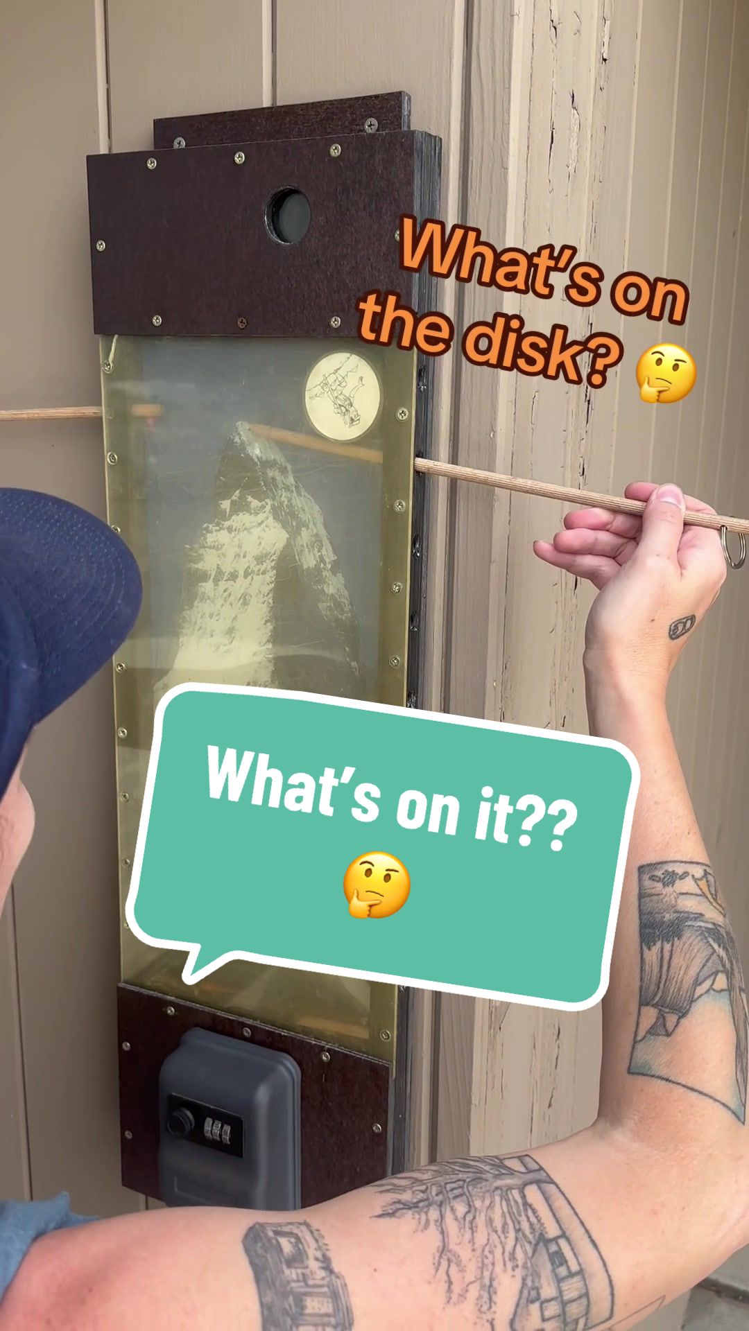 What’s on the disk? 🤔 What’s on it?? 🤔