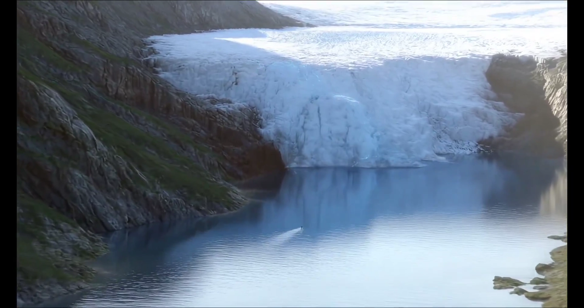 Fjord Fracture: A Kayaker's Race Against Nature