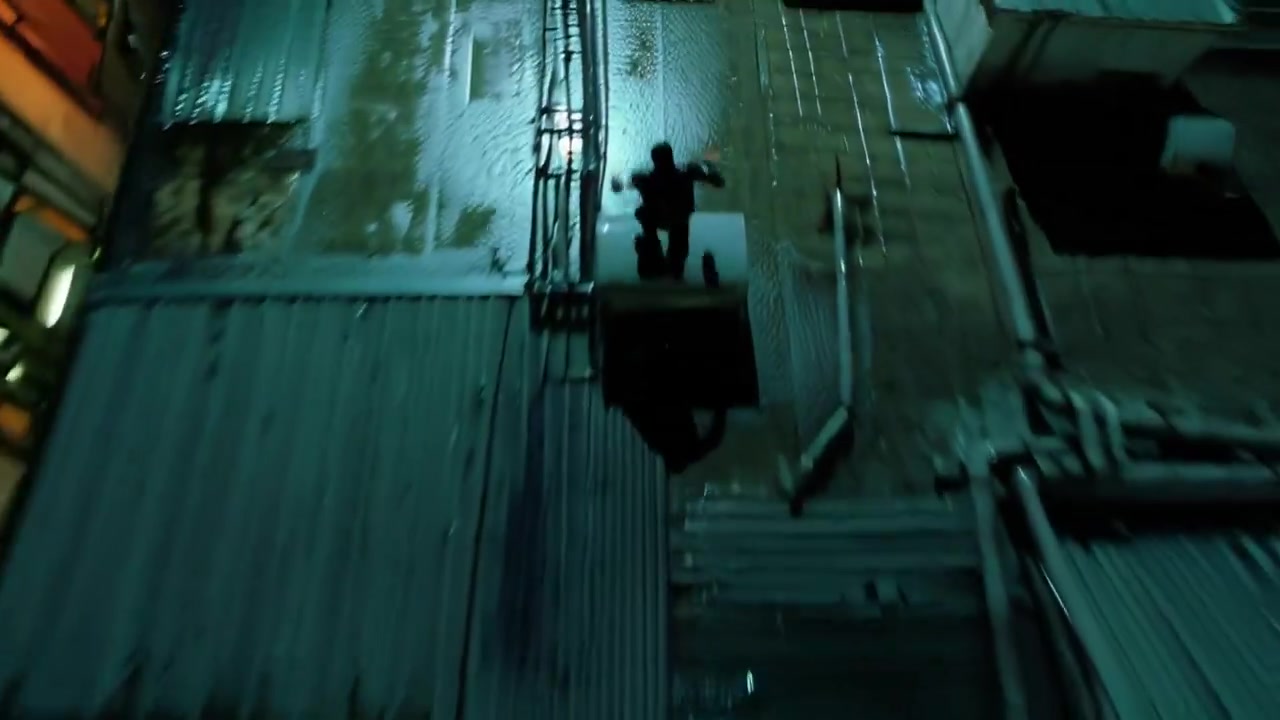 Night Chase: Rooftop Pursuit in the Rain