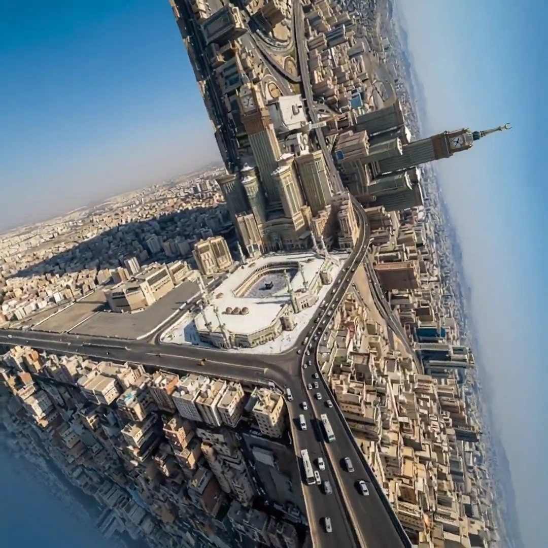 Reality-Warping Cityscapes: The Mecca Challenge